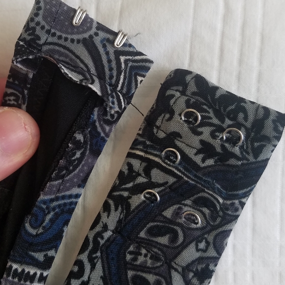 Belly Dancer Gypsy Hand Beades Costume - Picture 14 of 16